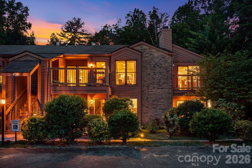 Immaculate end unit condo less than 20 minutes from downtown Asheville. Light and airy with vaulted ceilings, updated kitchen and bathrooms, and vinyl plank flooring. This upper level, unit is located at the back of the Ravencroft community where traffic is minimal. The living room features a gas fireplace, and large dining space. The exterior features a large private balcony, and a storage closet. Come take a look, this unit presents a great value, close to town! Inspection available.
