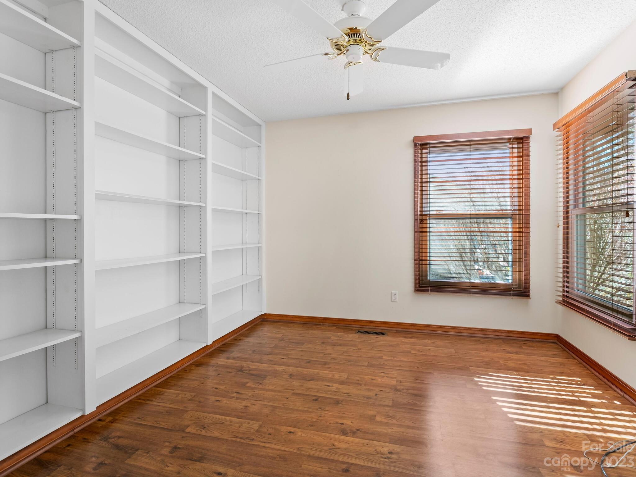 Hawthorne - Residential