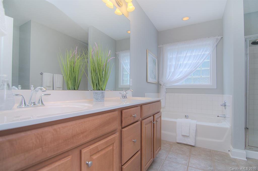 Lake Shore - Residential