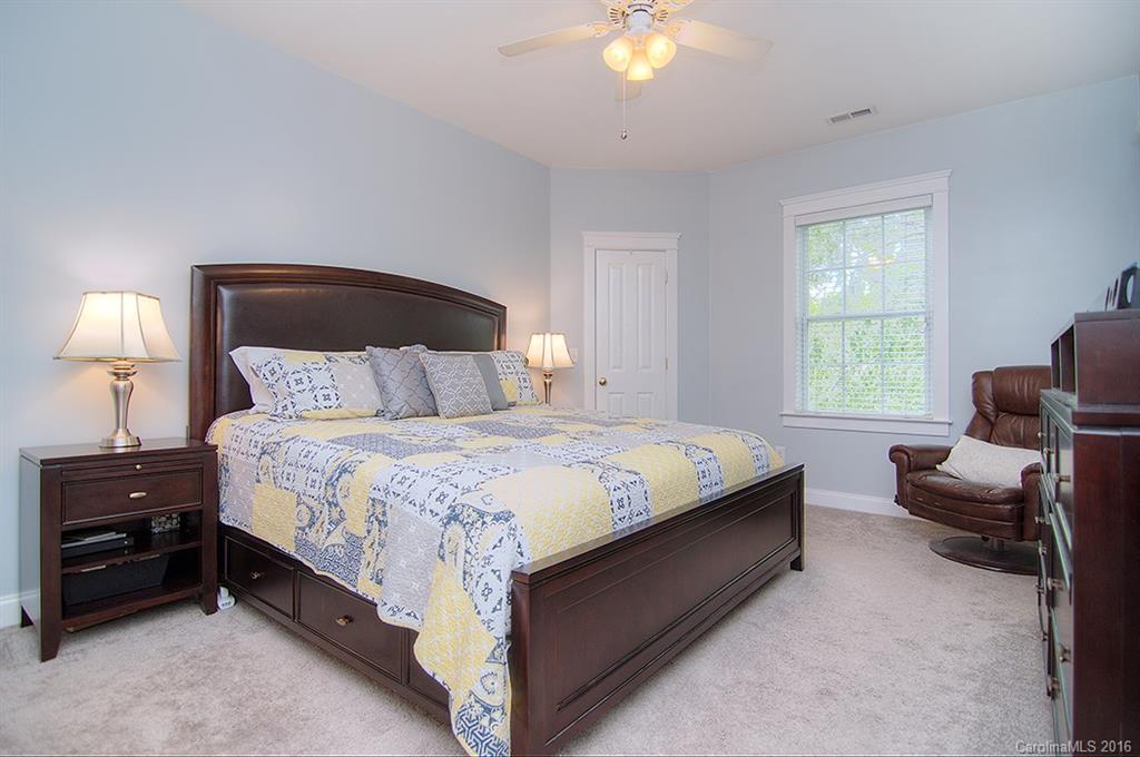 Lake Shore - Residential