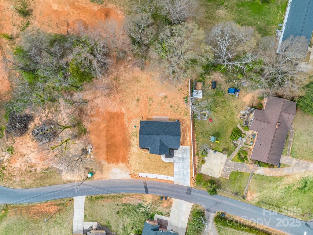 listing image 43