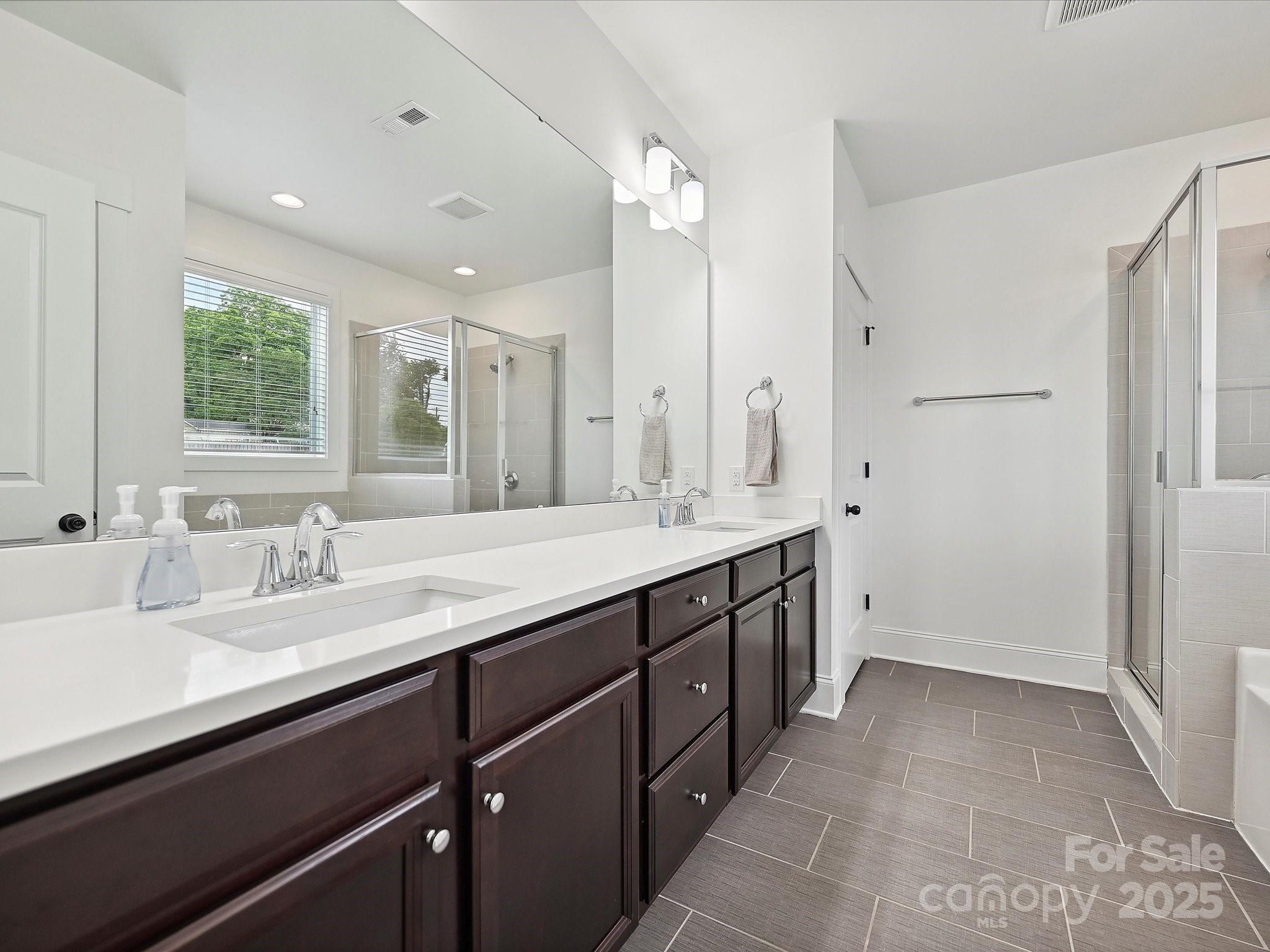 Riverwalk - Residential