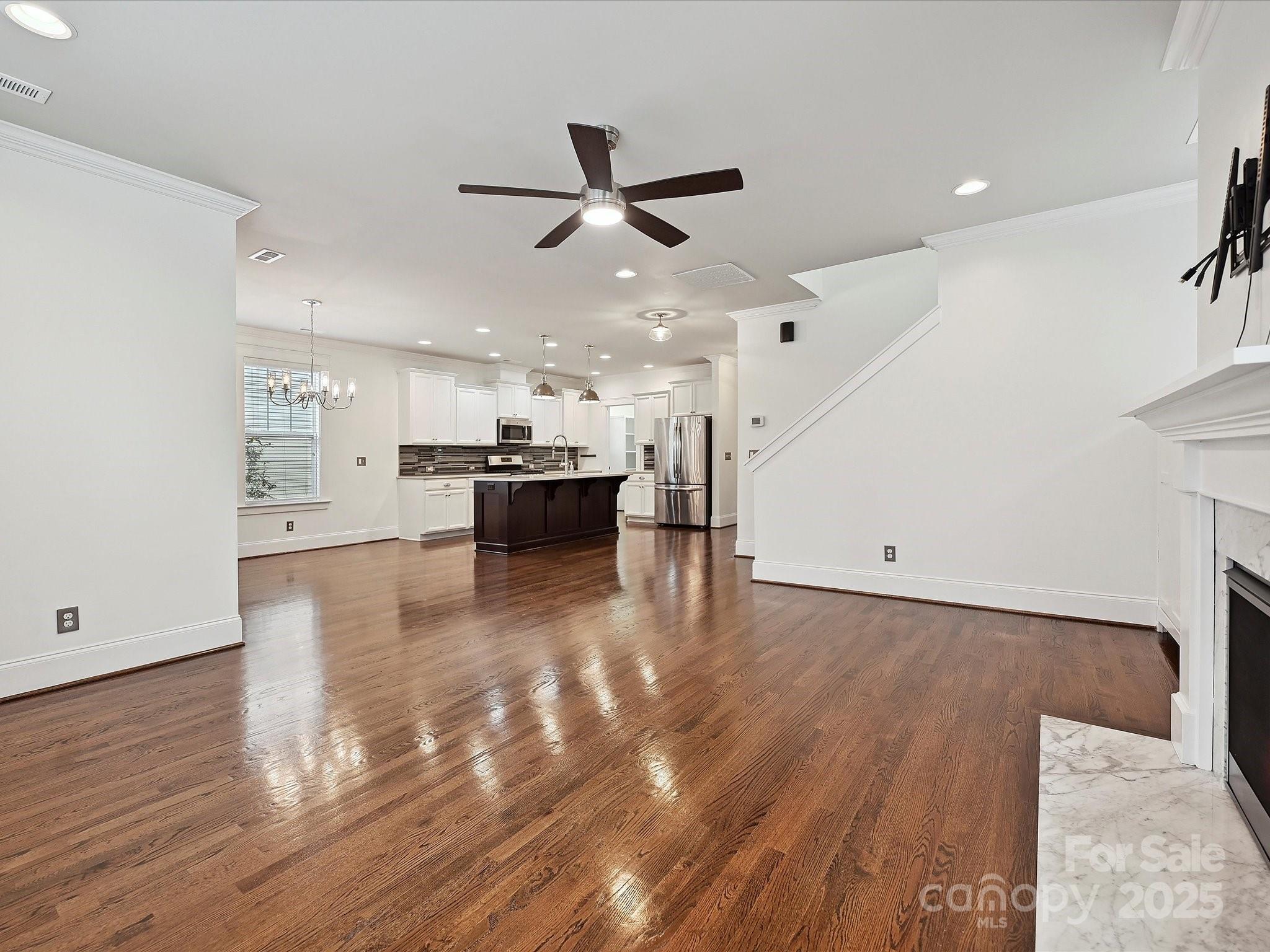 Riverwalk - Residential