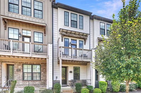 1306 Nandina Street Charlotte NC 28205