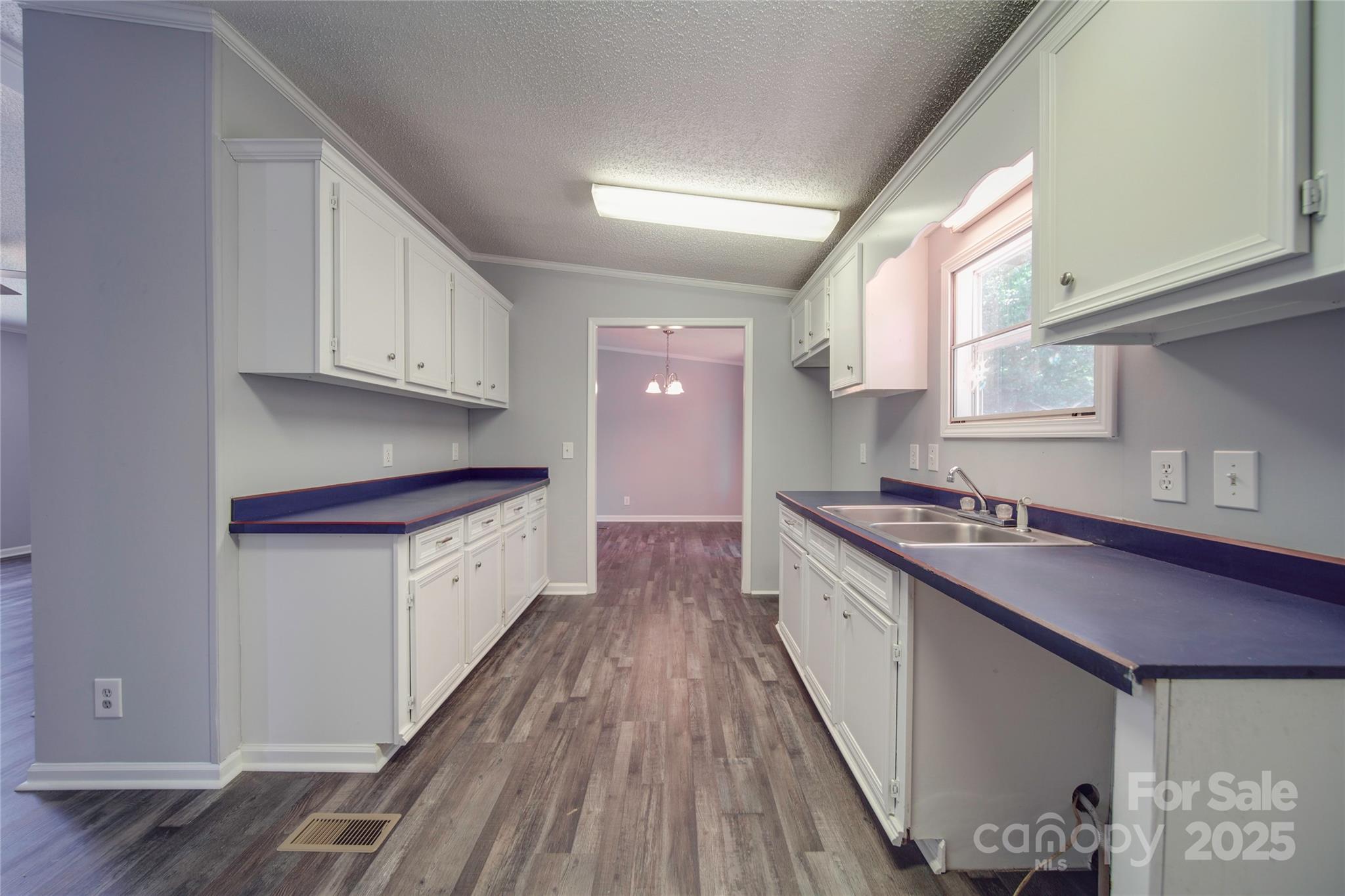 Dixie Shores - Residential