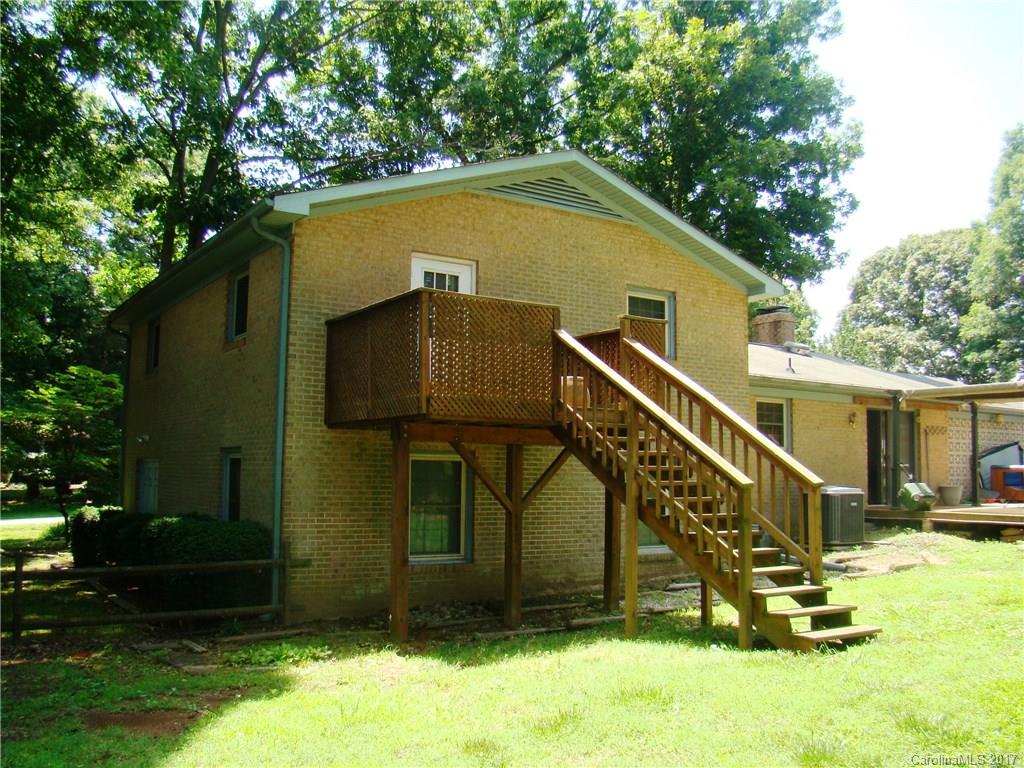 Quail Hollow - Residential