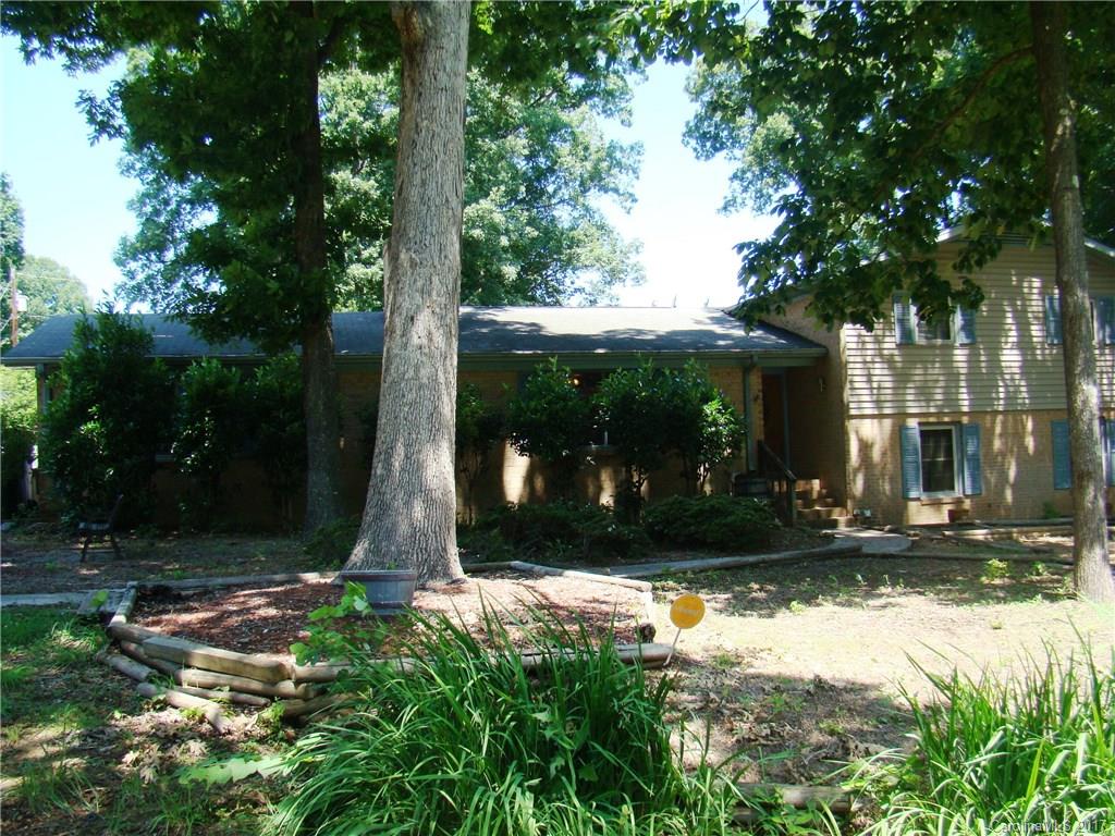 Quail Hollow - Residential