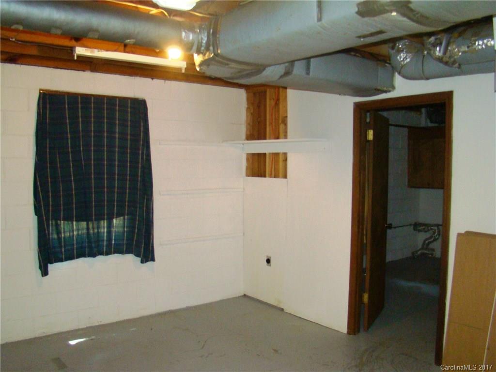 Quail Hollow - Residential