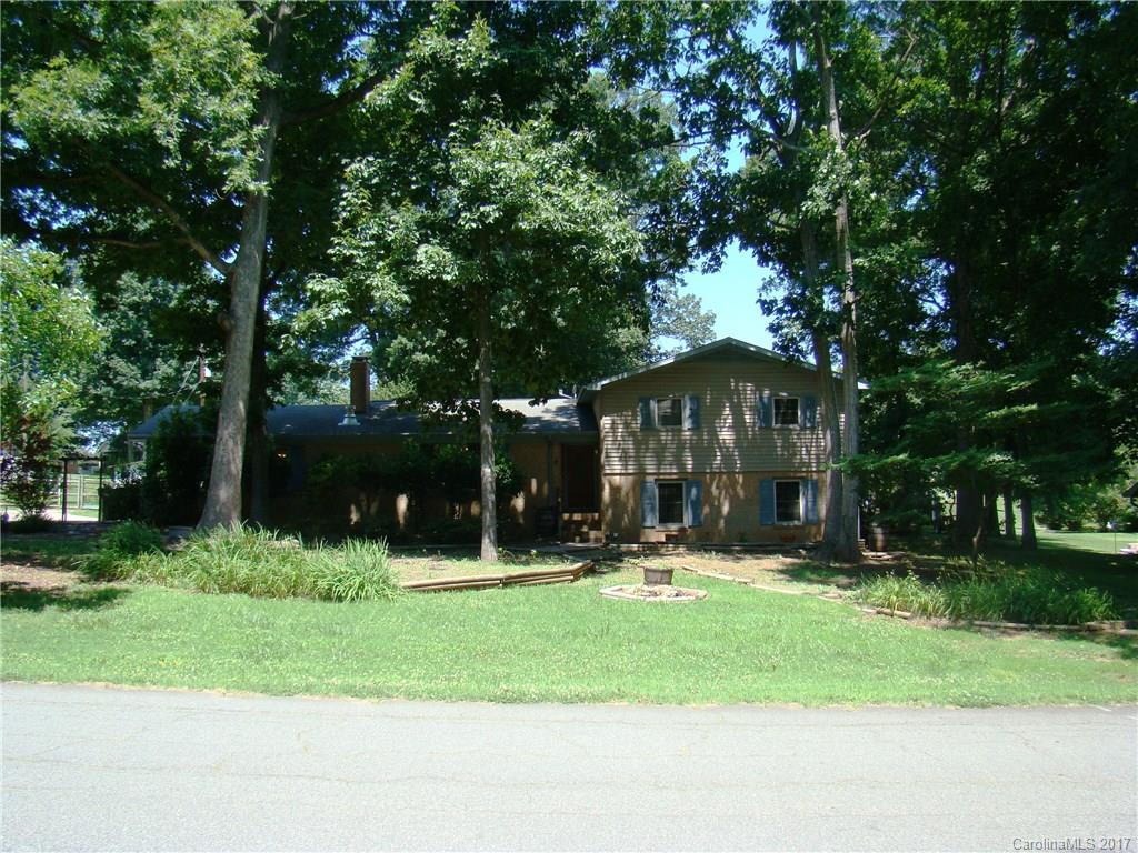 Quail Hollow - Residential