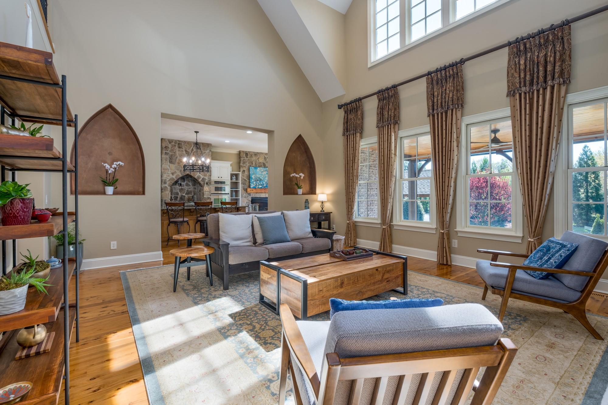 Chatelaine - Residential