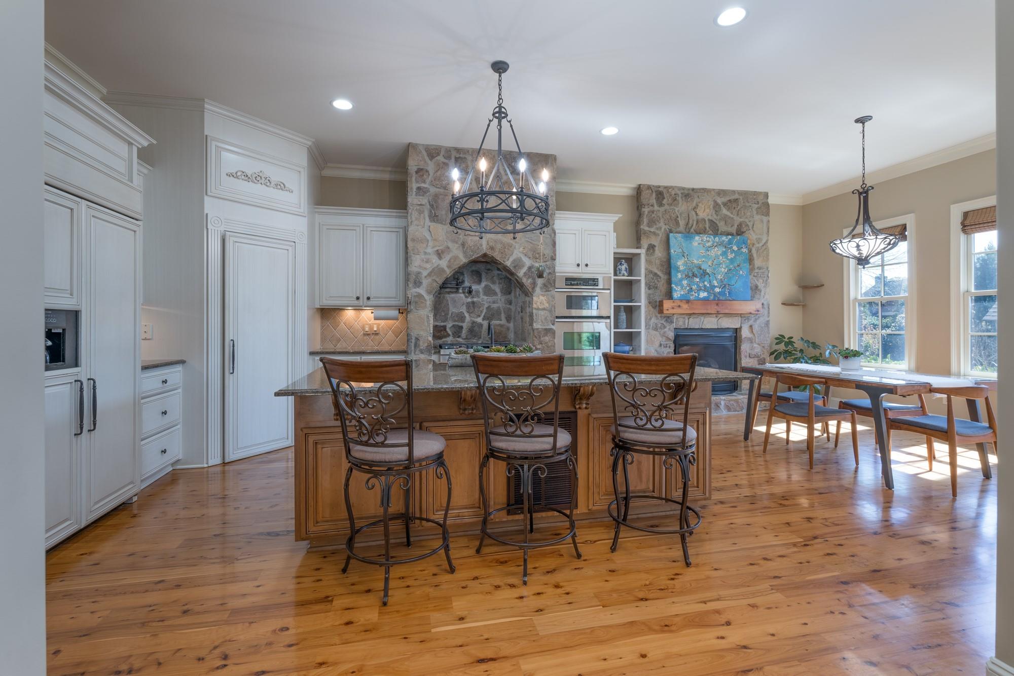 Chatelaine - Residential