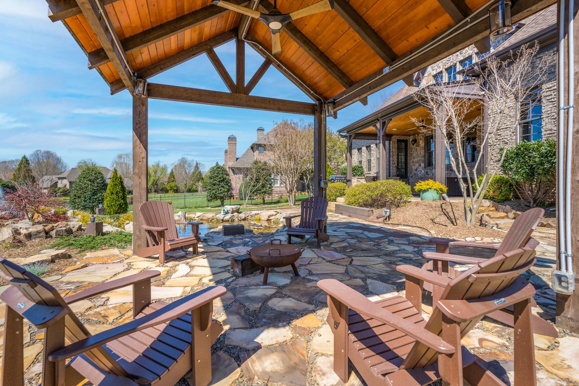 Chatelaine - Residential