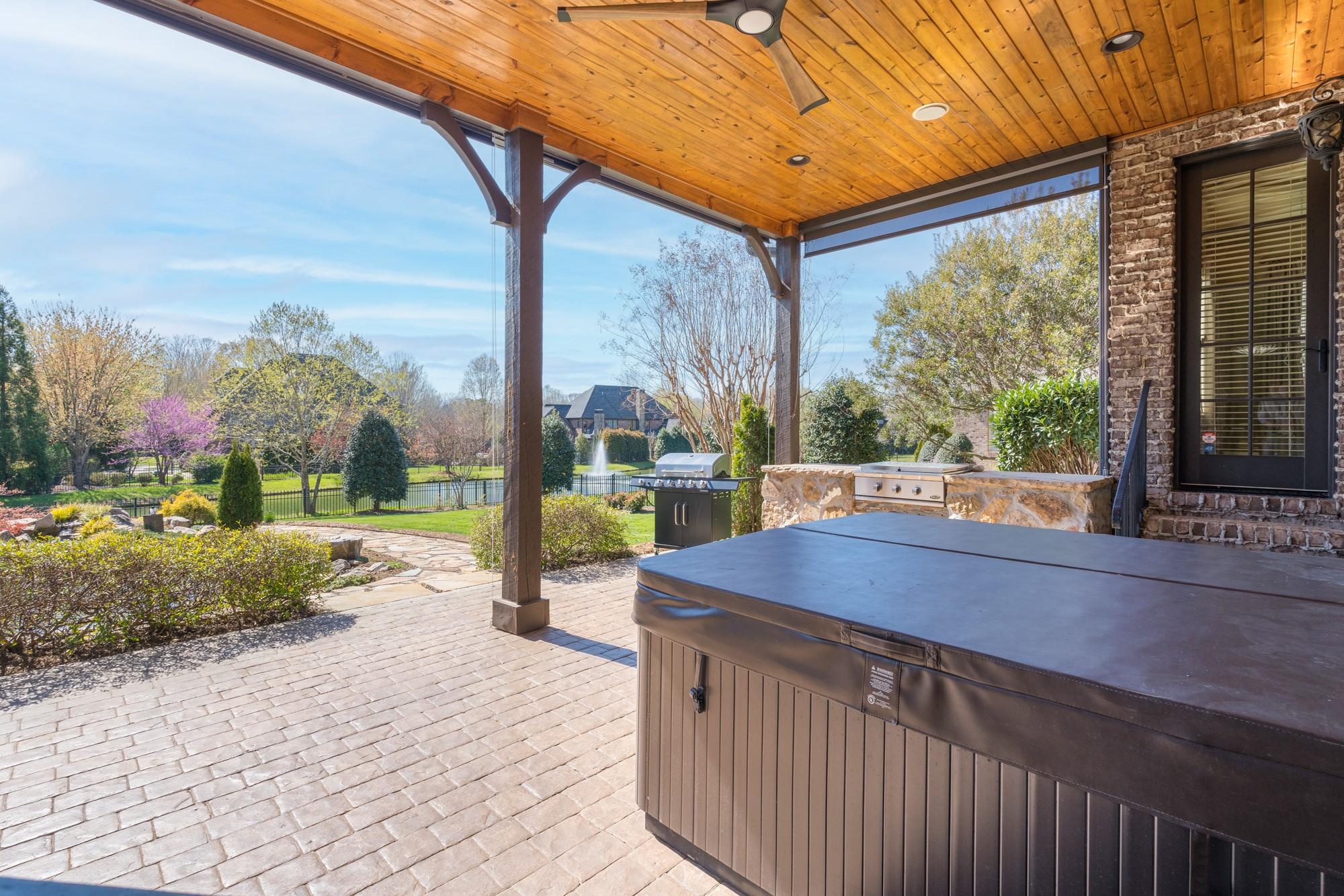 Chatelaine - Residential