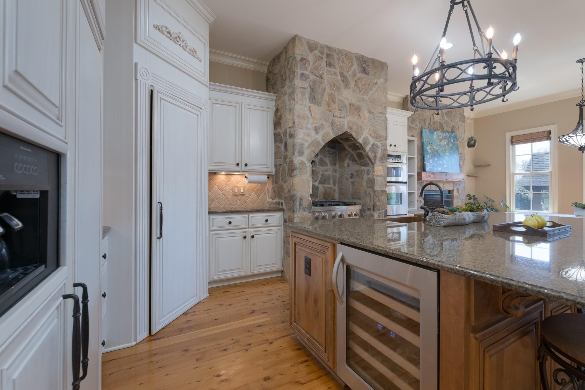 Chatelaine - Residential