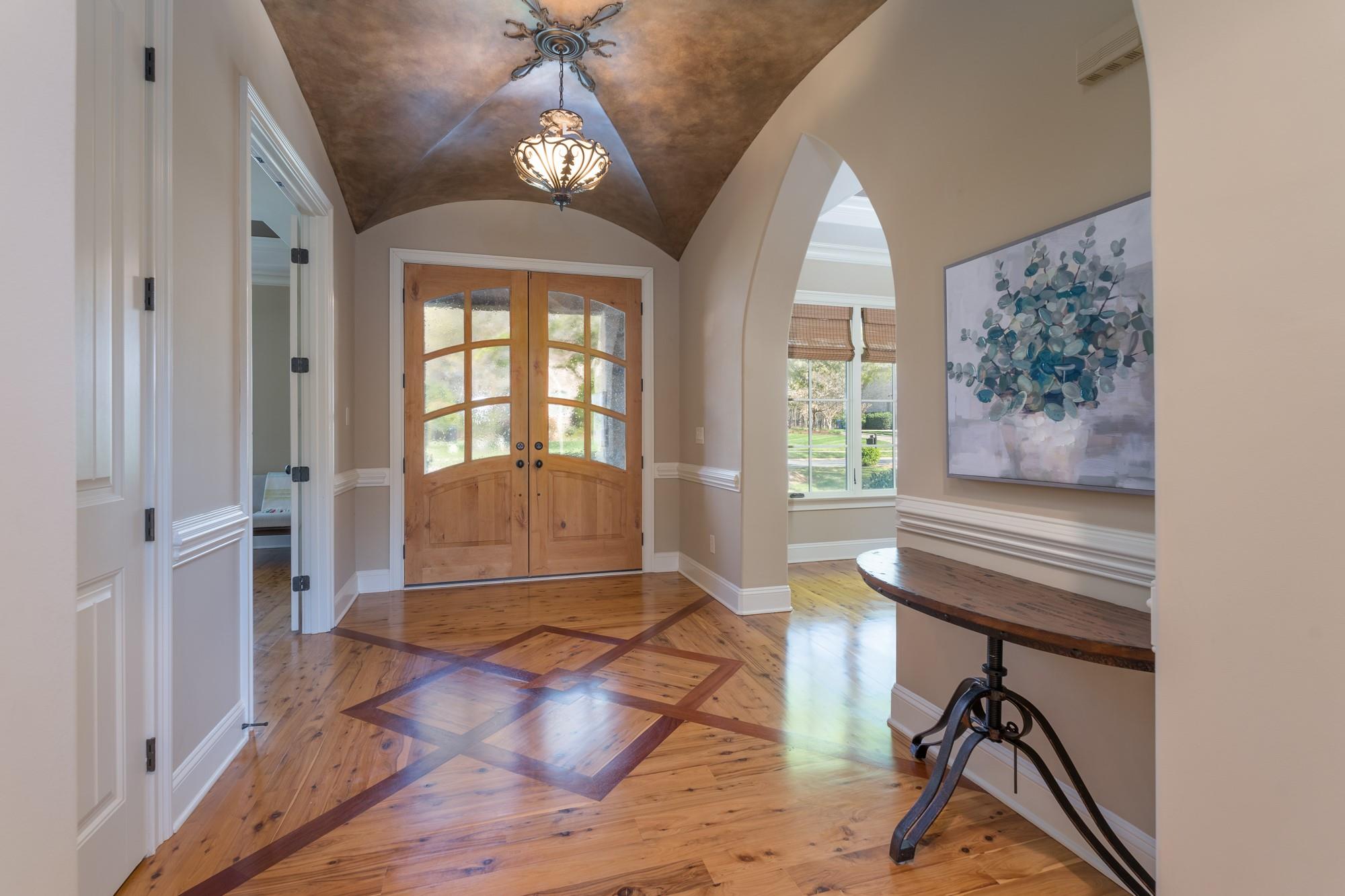 Chatelaine - Residential