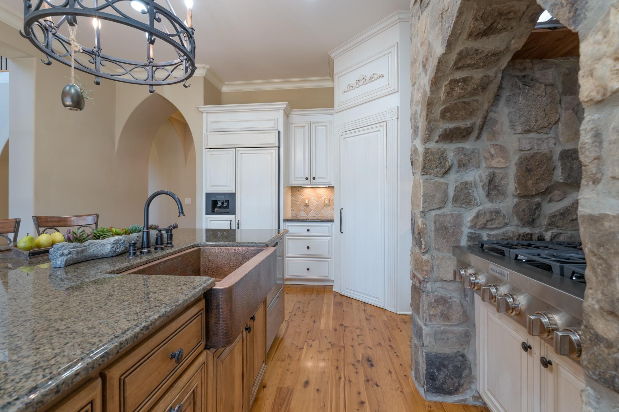 Chatelaine - Residential