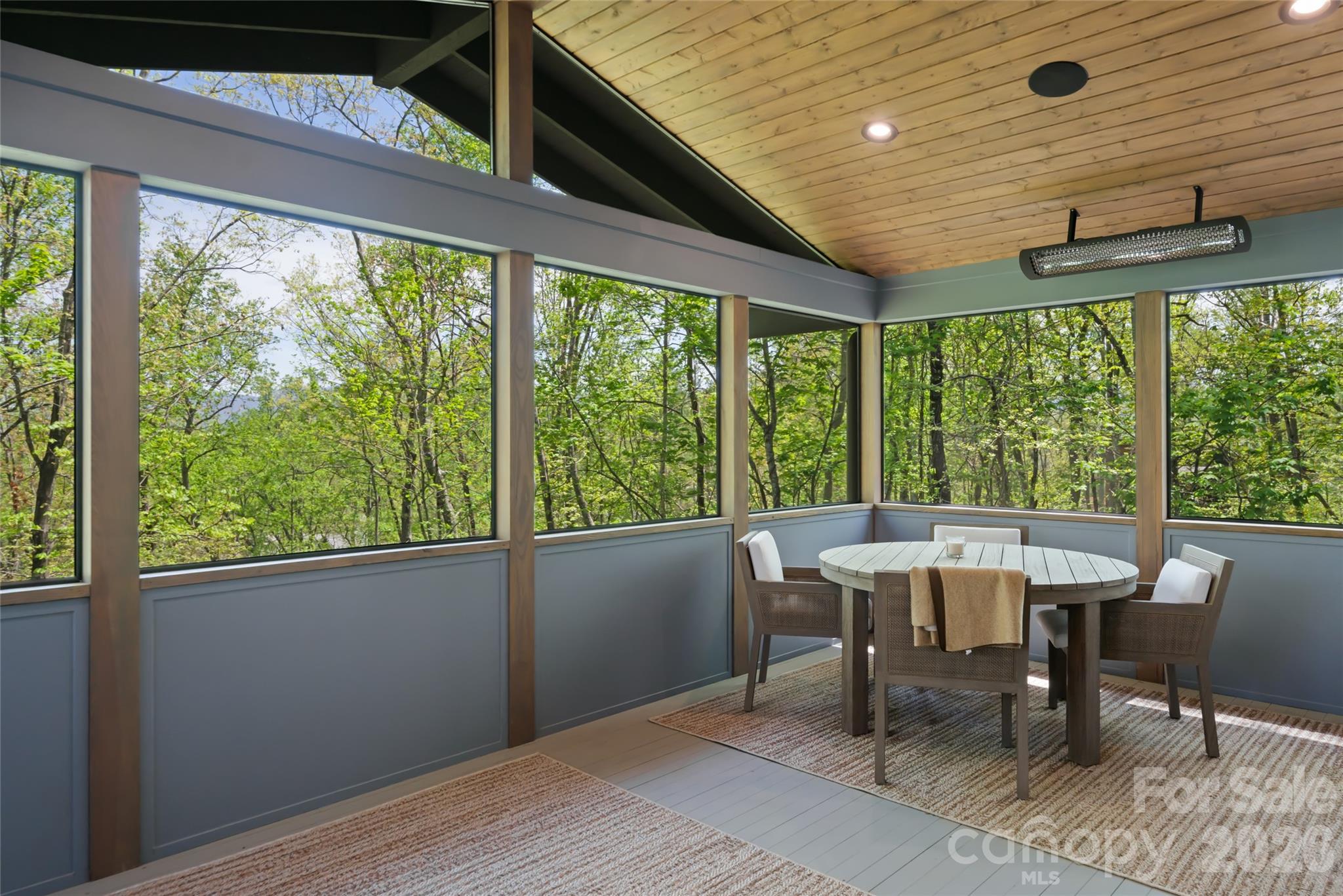 Sovereign Oaks - Residential