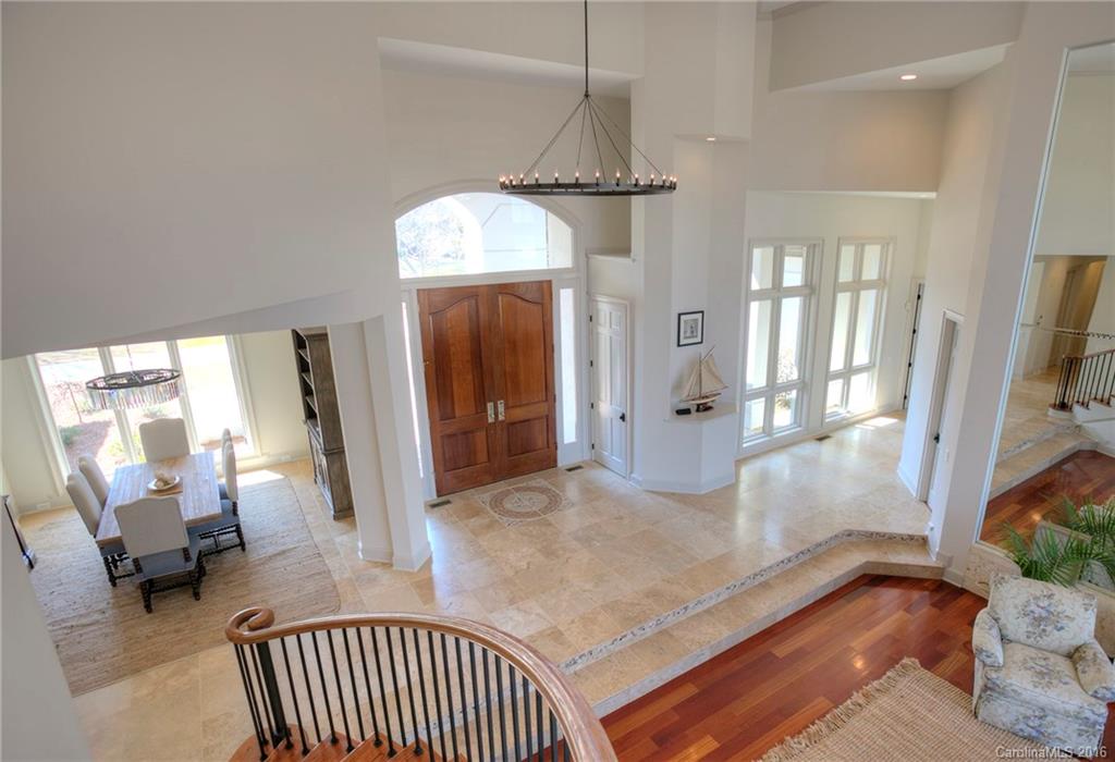 The Peninsula - Residential