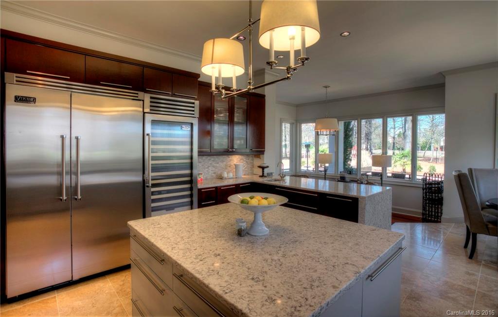 The Peninsula - Residential