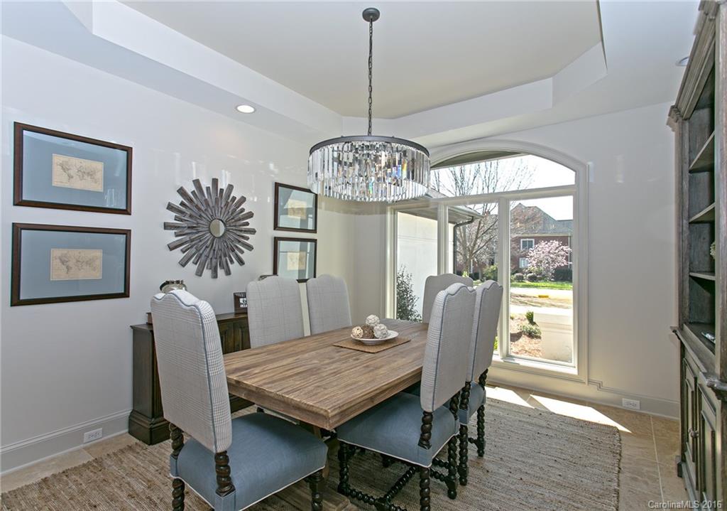 The Peninsula - Residential