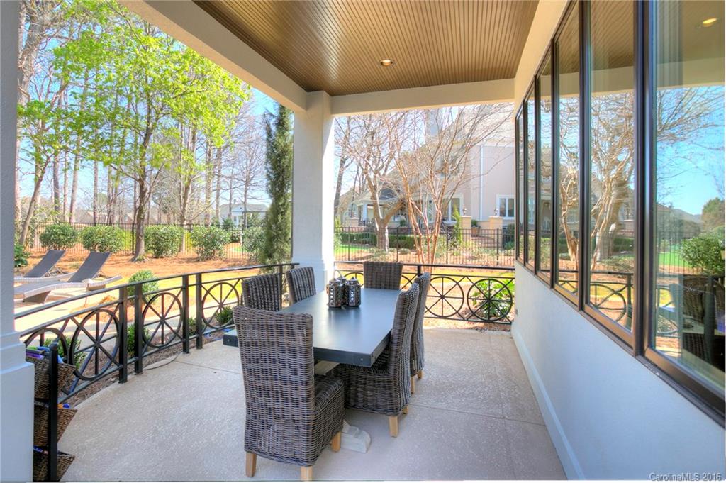 The Peninsula - Residential