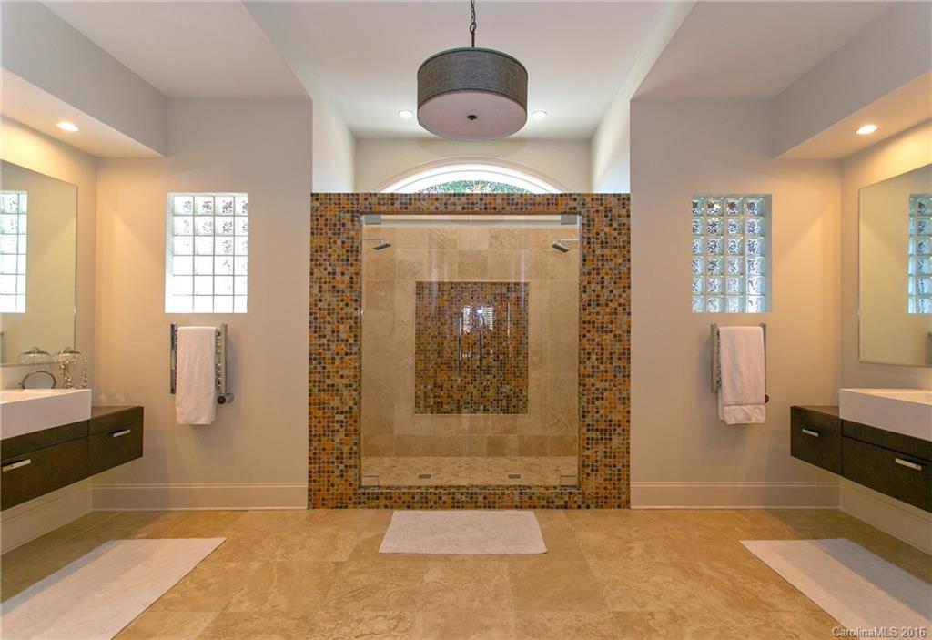 The Peninsula - Residential