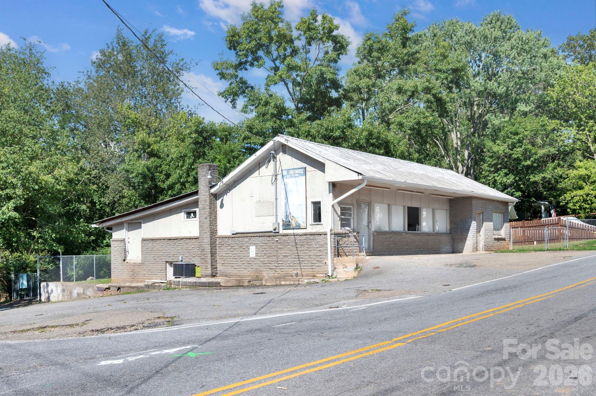 475 Deaverview Road