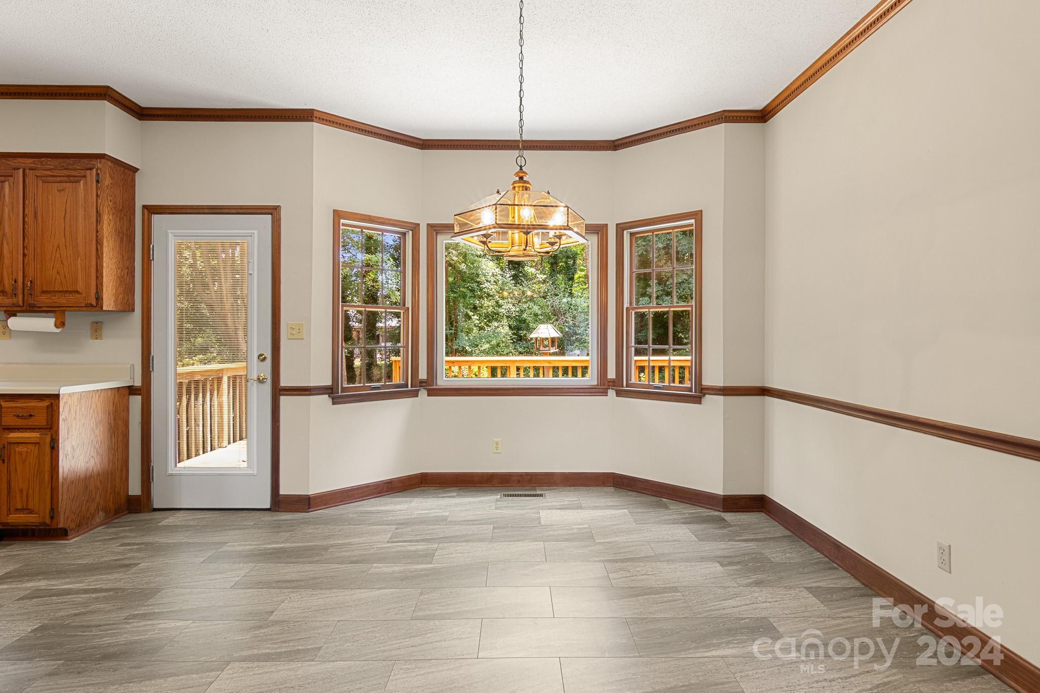 Country Club Gardens - Residential