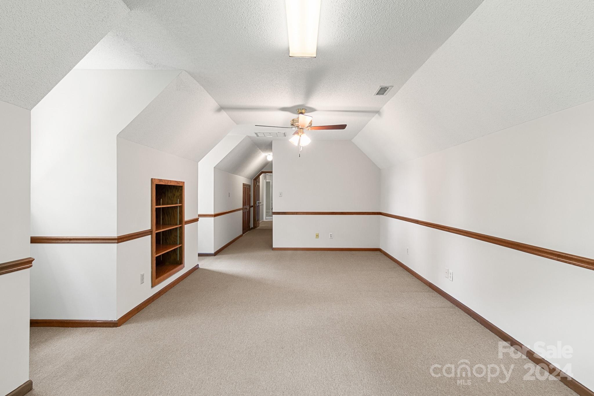 Country Club Gardens - Residential