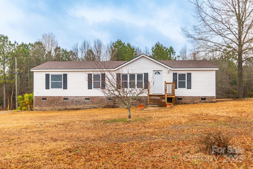 Can you say new everything? New windows, roof and entire inside is all new.  Ready for a new owner to enjoy country living at it's best. Very private to enjoy 4 wheelers or just enjoy time on the new deck overlooking private back yard.