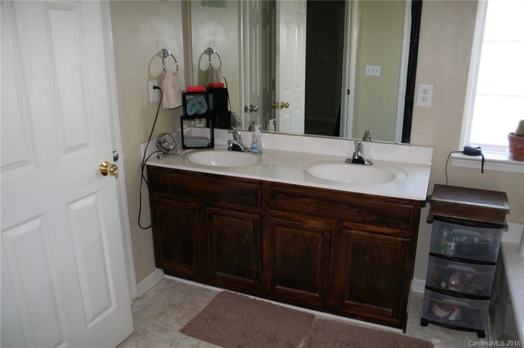 Sunset On Linda Vista - Residential