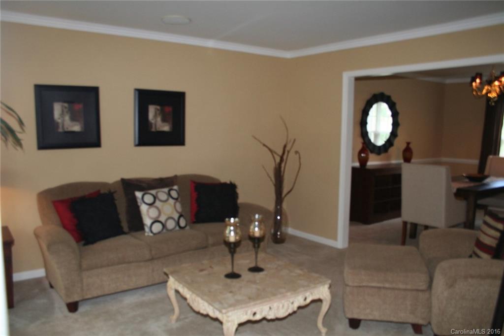 Sunset On Linda Vista - Residential