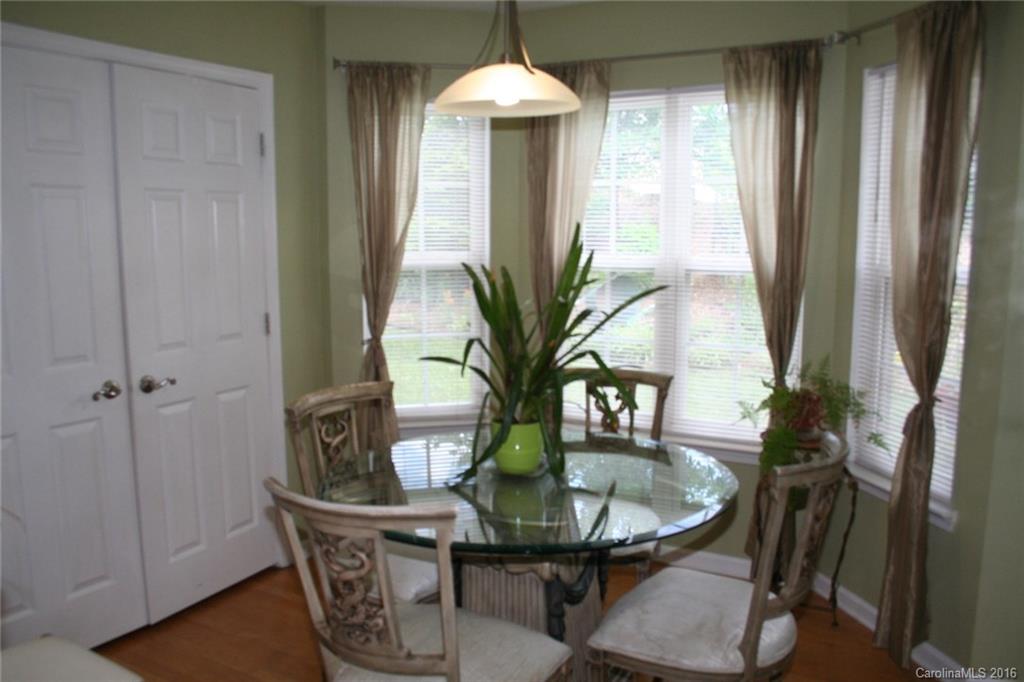 Sunset On Linda Vista - Residential