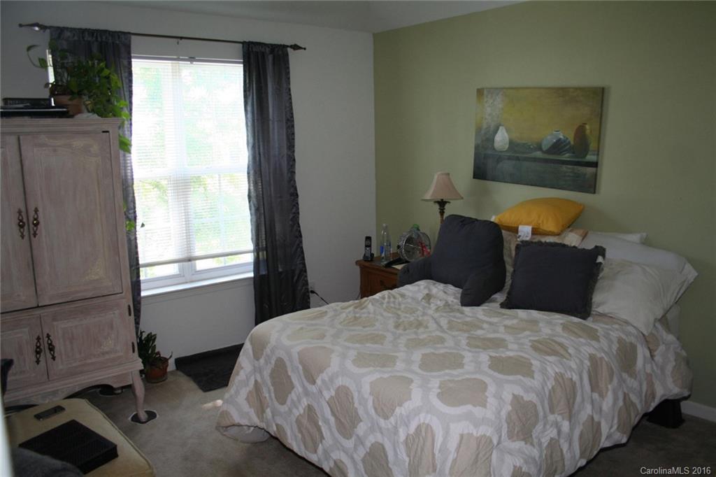 Sunset On Linda Vista - Residential