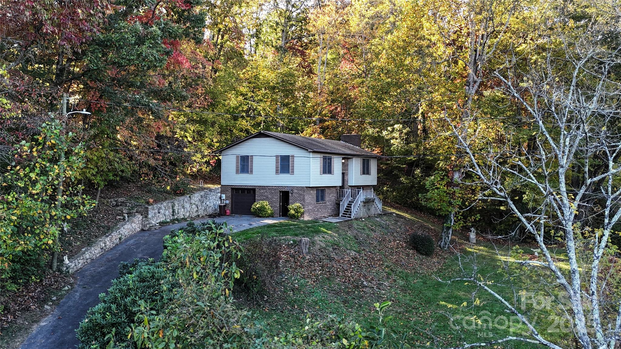 7 Windy Hollow Road