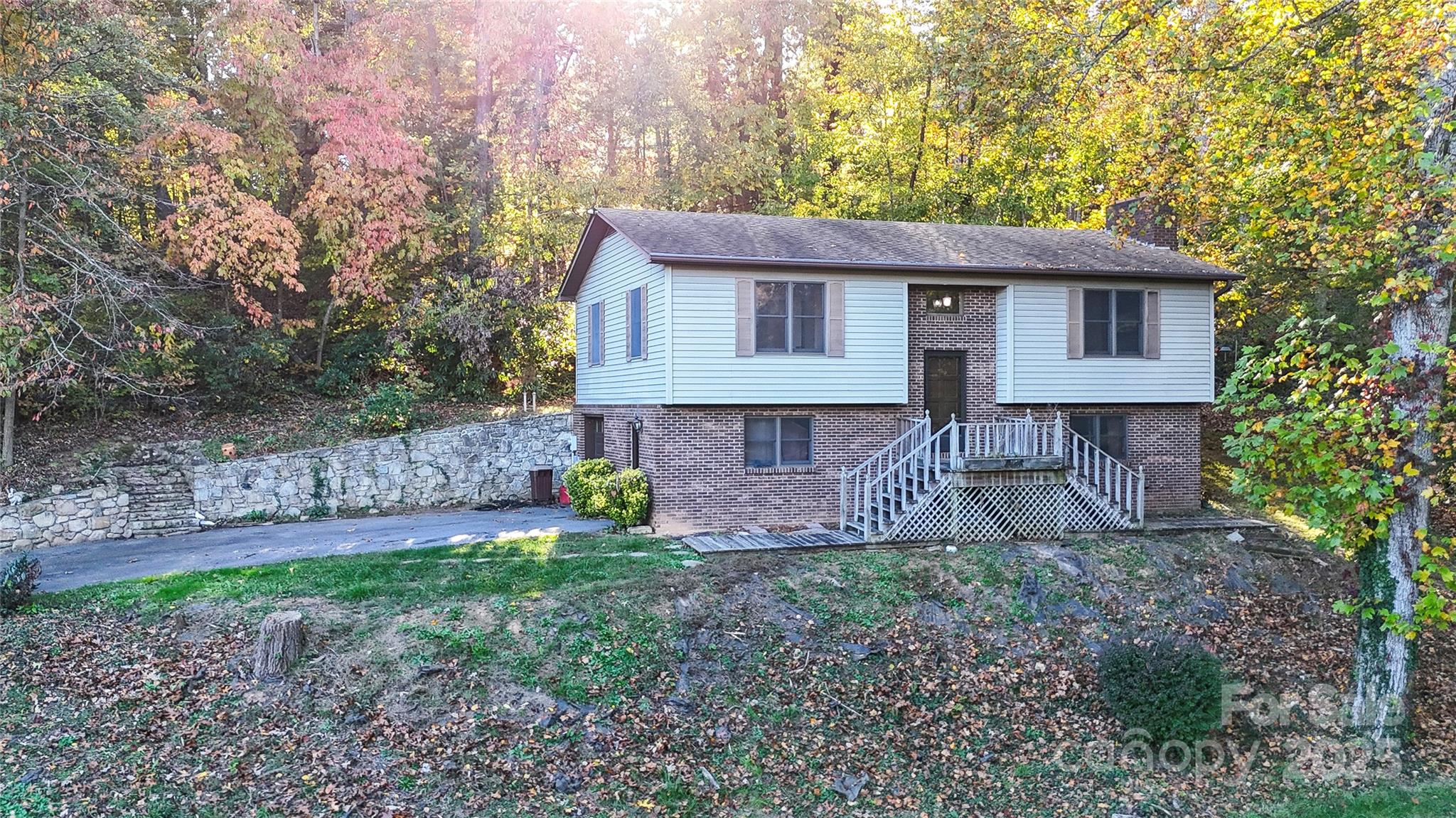 7 Windy Hollow Road
