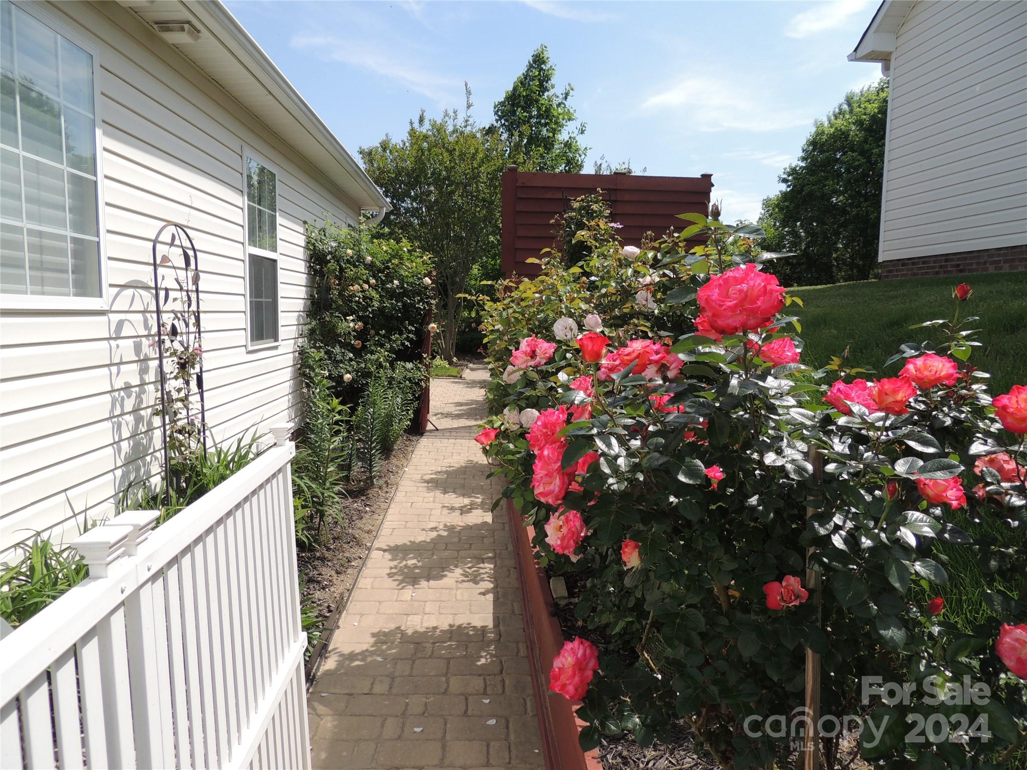 River Walk - Residential