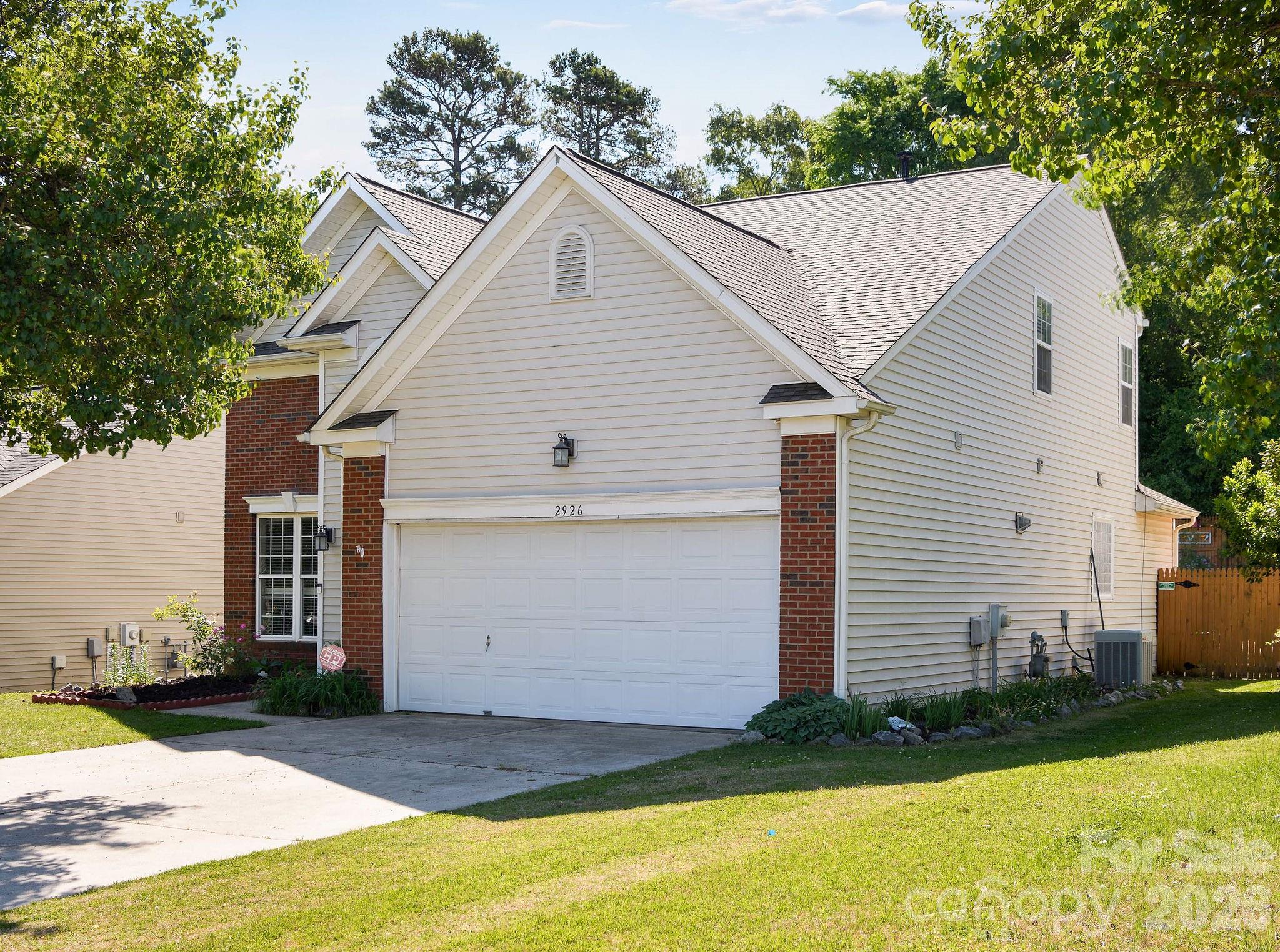 2926 Crawford Brook Lane