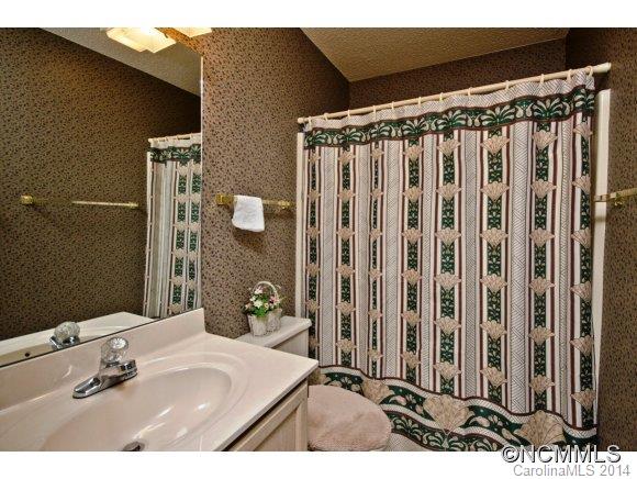 The Village At Averys Creek - Residential