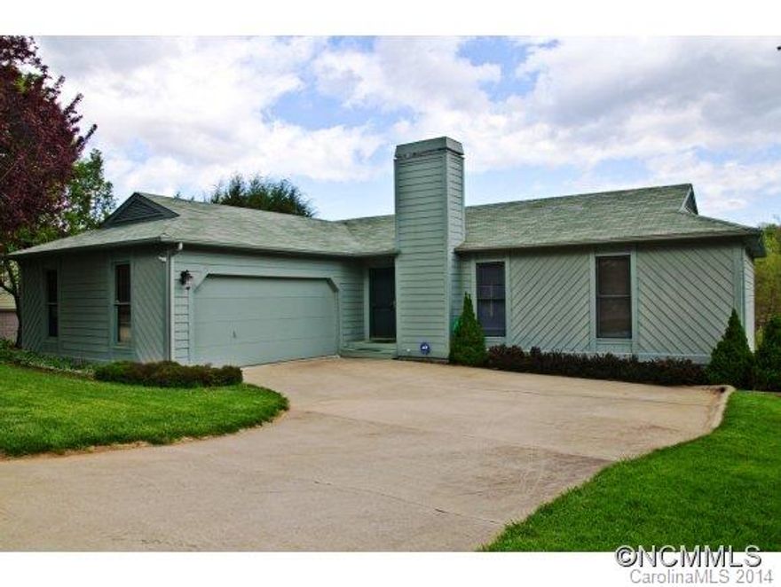 Hardi-plank contemporary home in The Village of Averys Creek with a large back deck overlooking the community pond.  Inside you will find 3BR/2BA on the main, an inviting living room with gas log fireplace, and a family room, bedroom and bath in the basement.  Enjoy being convenient to downtown Asheville, less than 10 minutes to the Blue Ridge Parkway, and just a few miles to shopping and dining.  Recently painted interior.