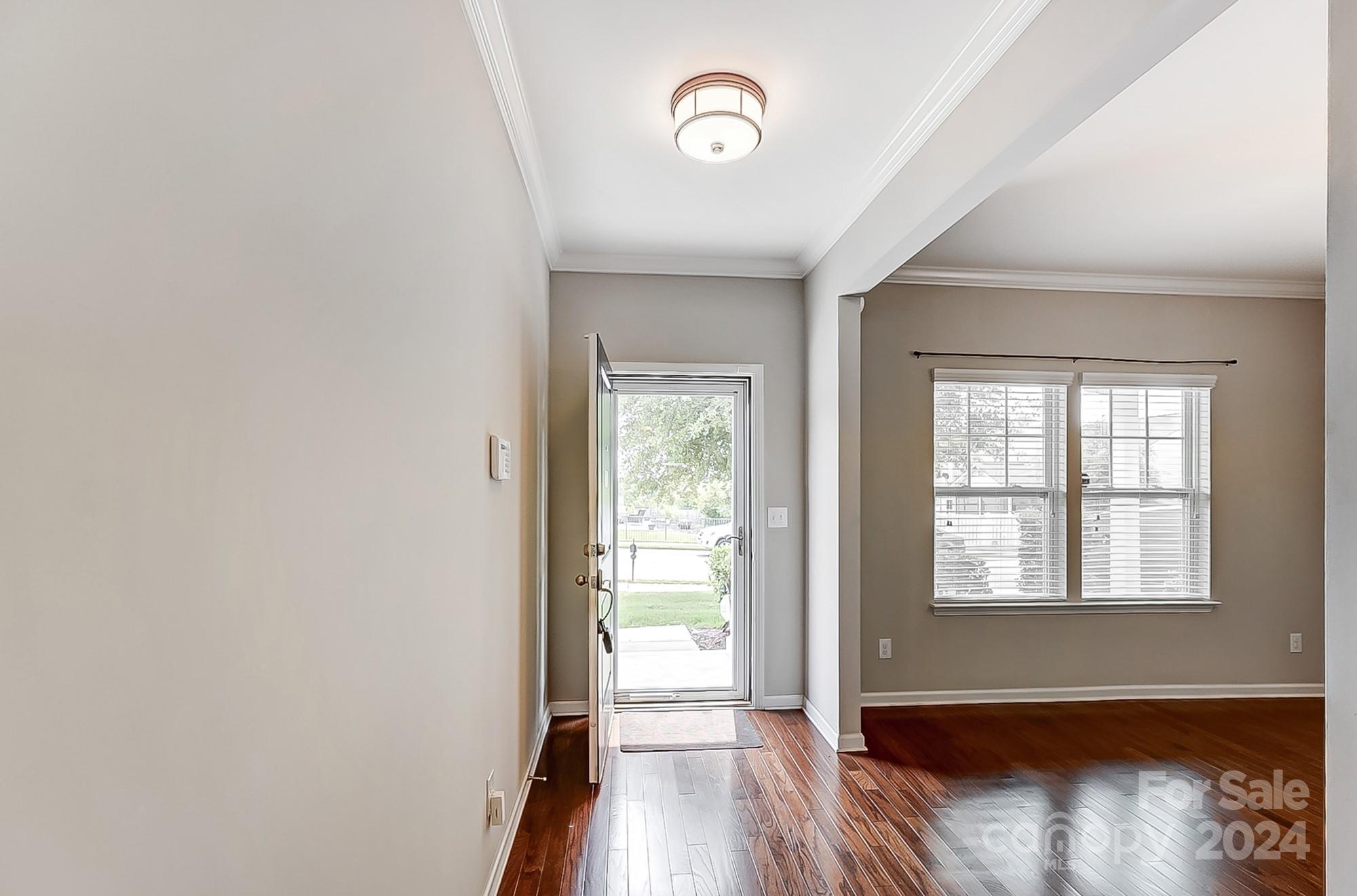 Newport Lakes - Residential