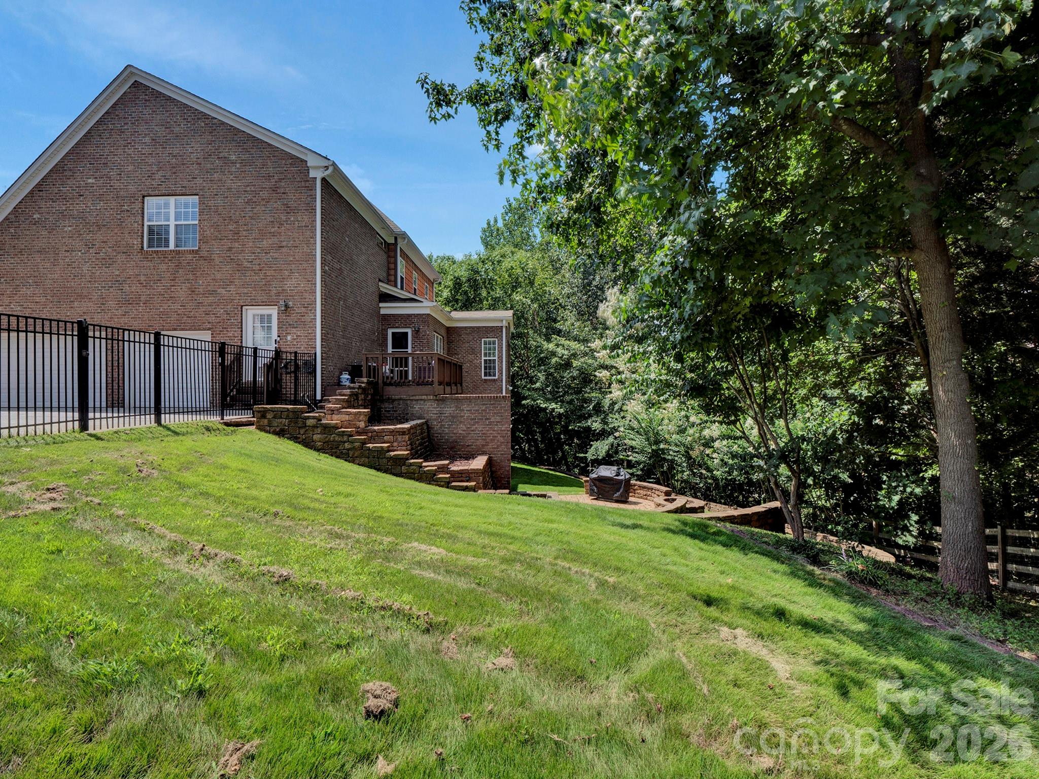 Laurel Park - Residential