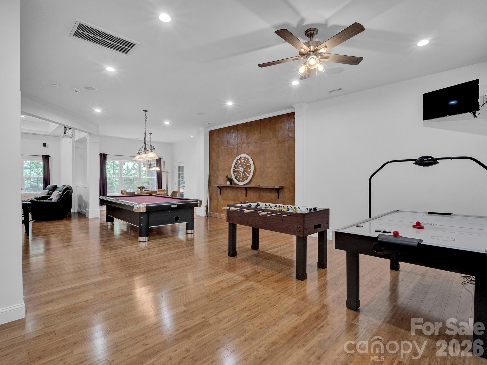 Laurel Park - Residential