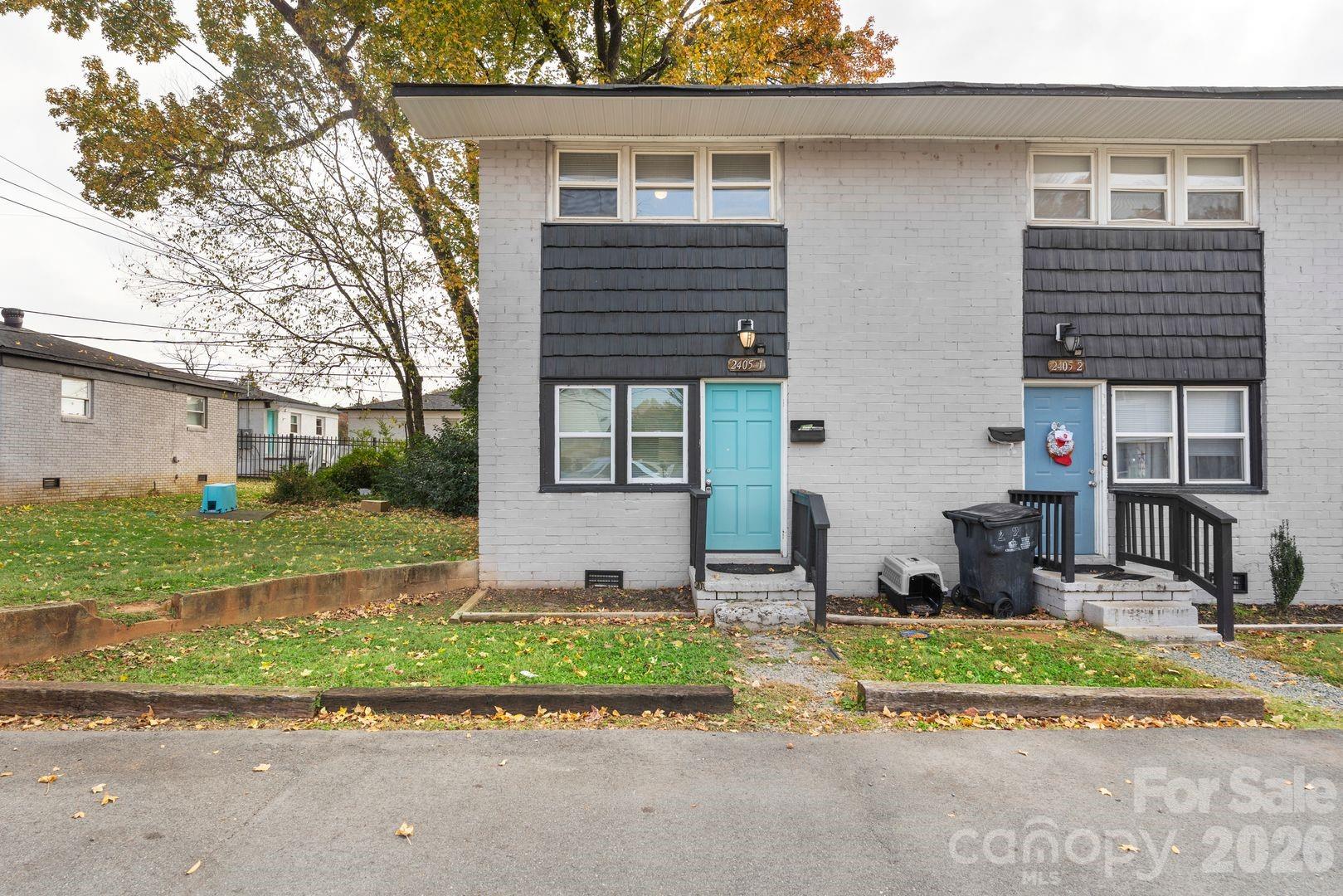 2301-2407 Julia Avenue