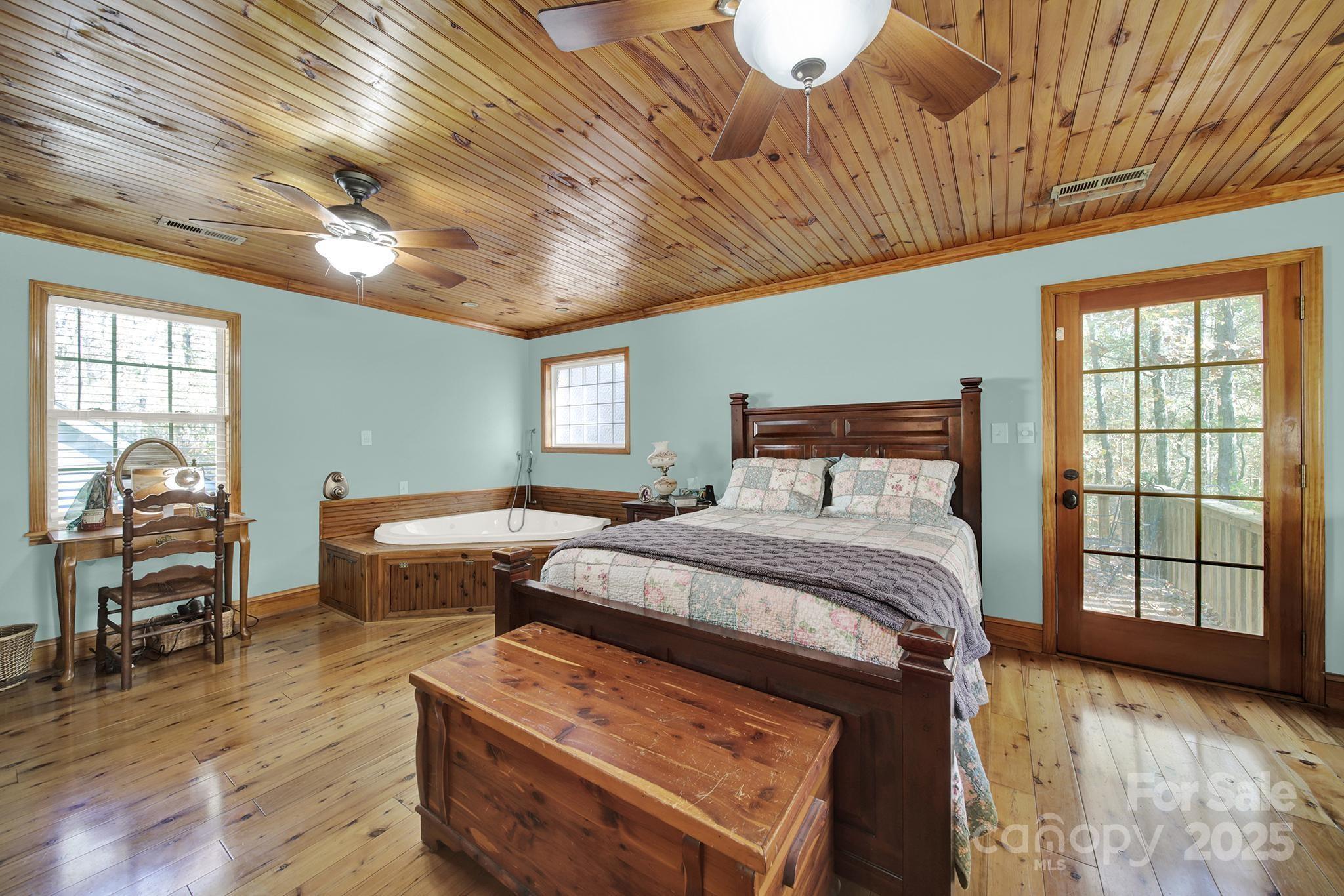 Woodland Hills - Residential