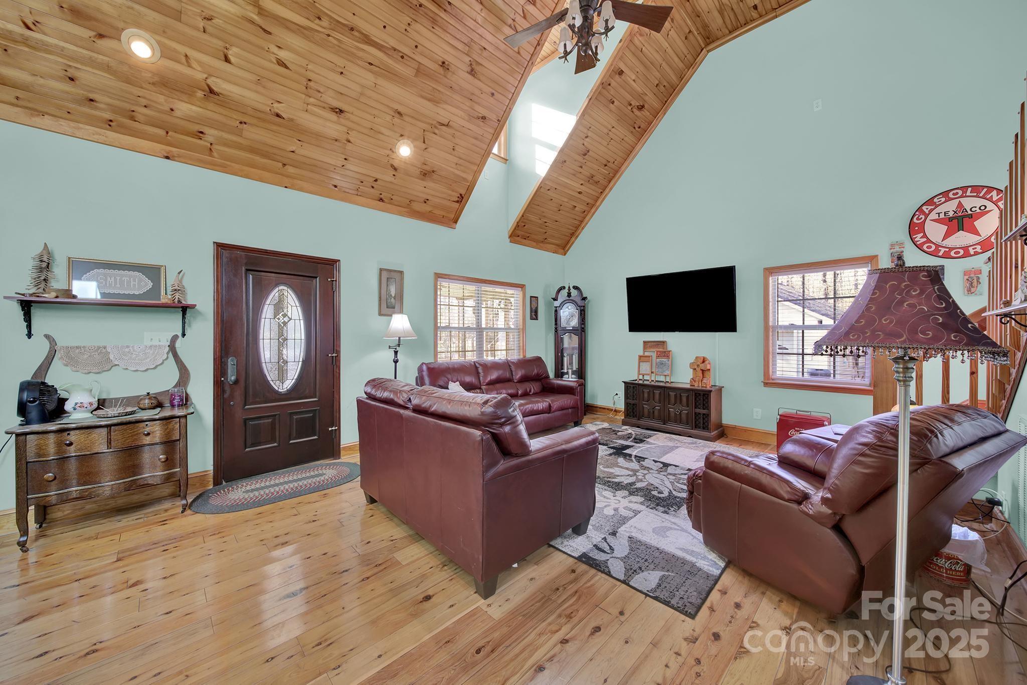 Woodland Hills - Residential