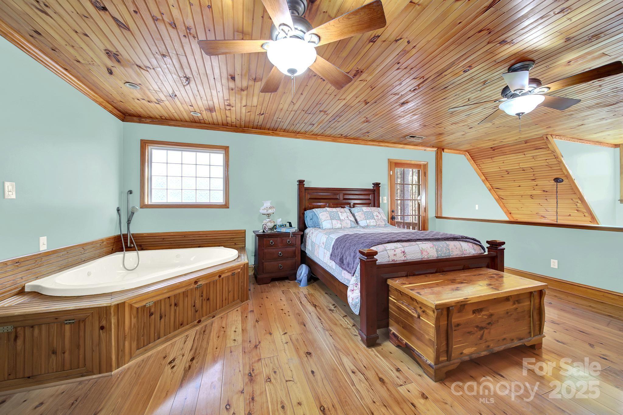 Woodland Hills - Residential