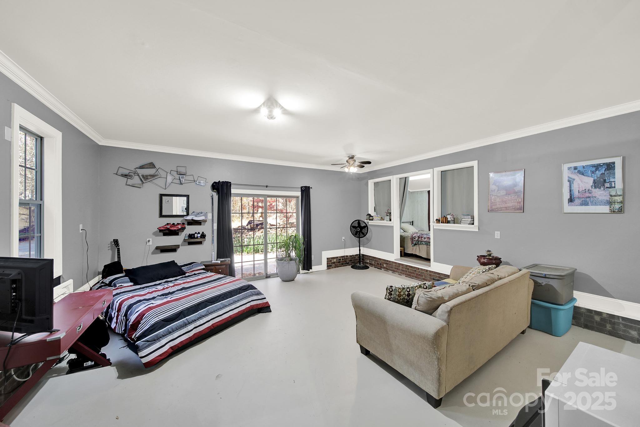 Woodland Hills - Residential