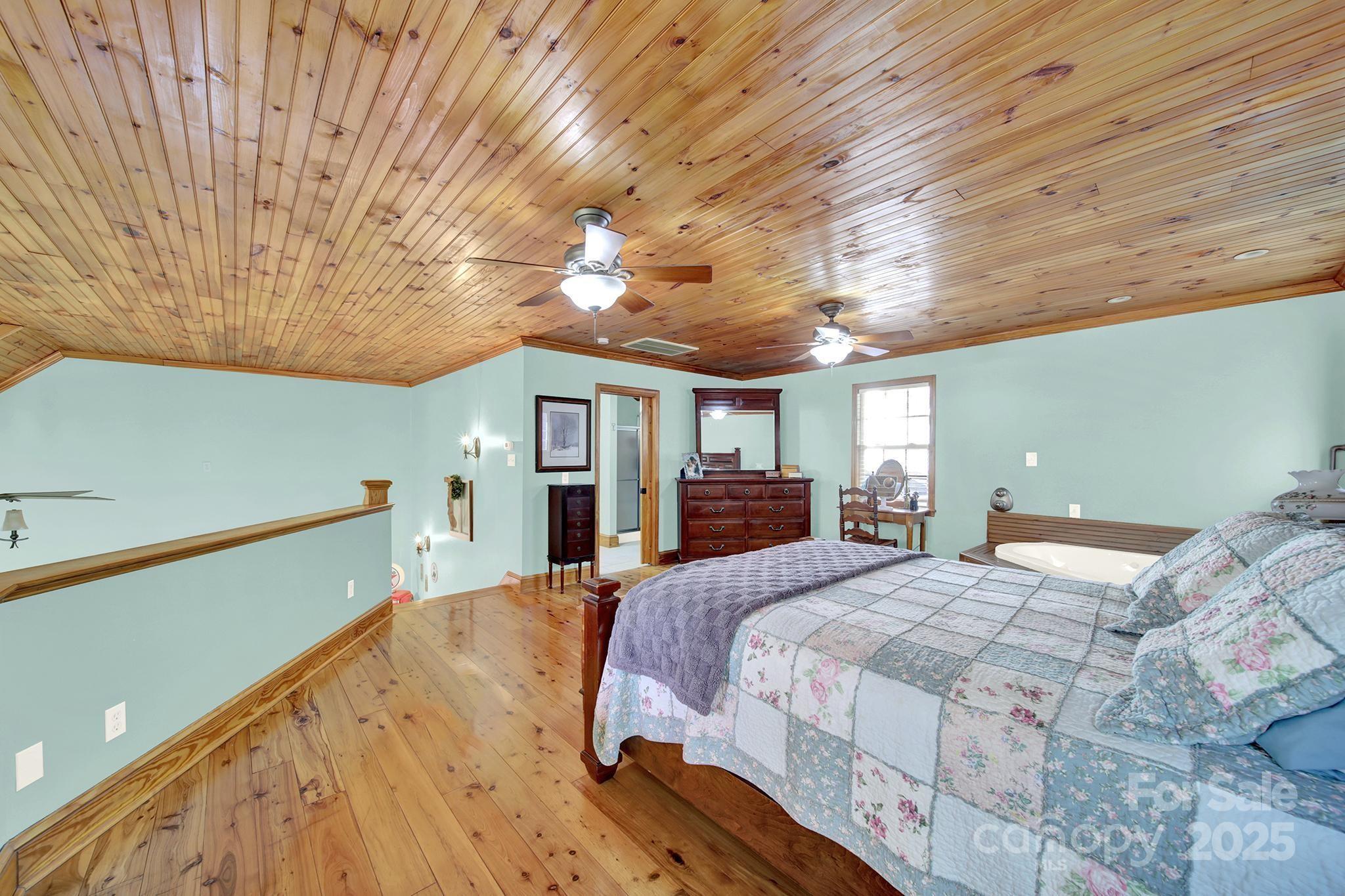 Woodland Hills - Residential