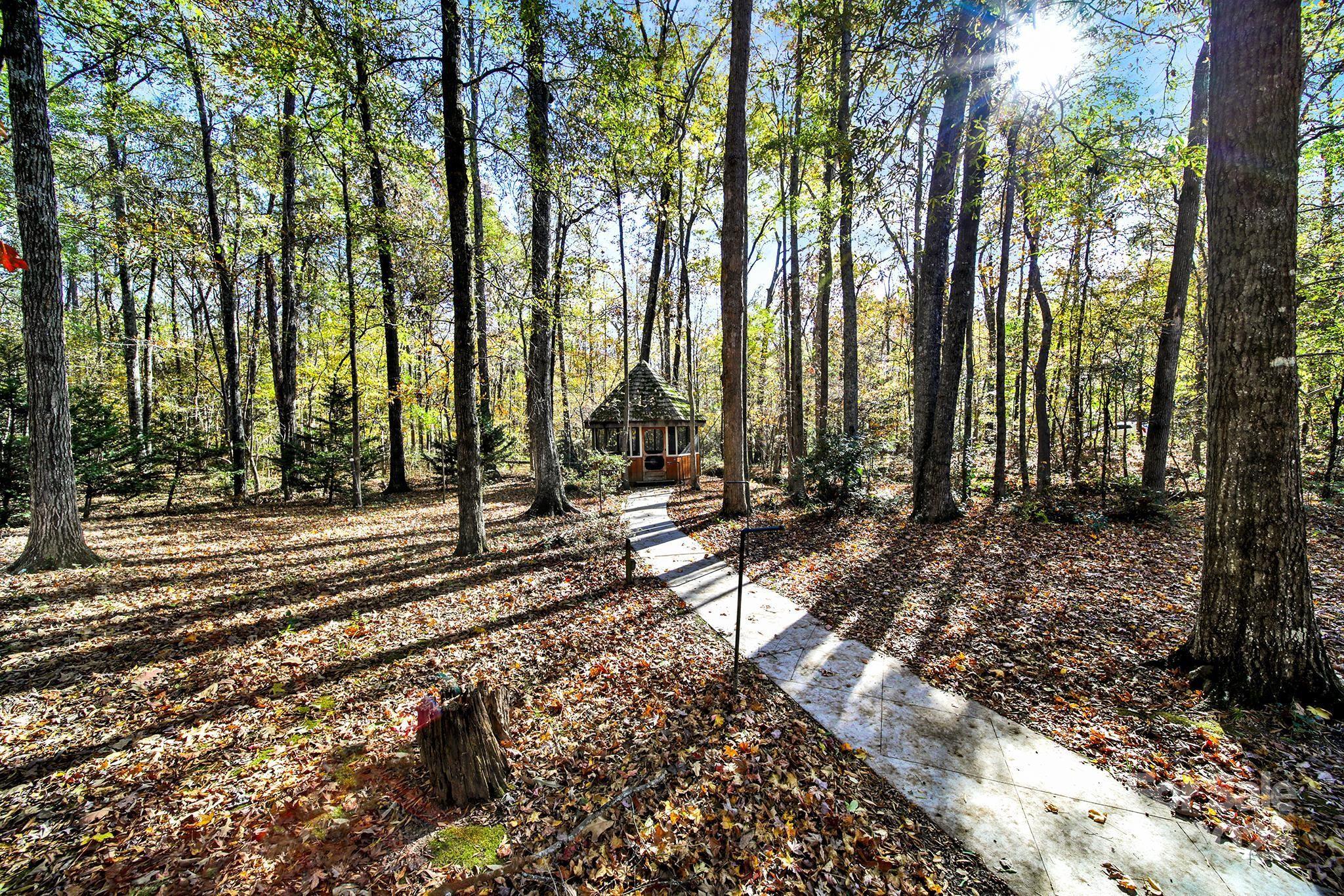 Woodland Hills - Residential